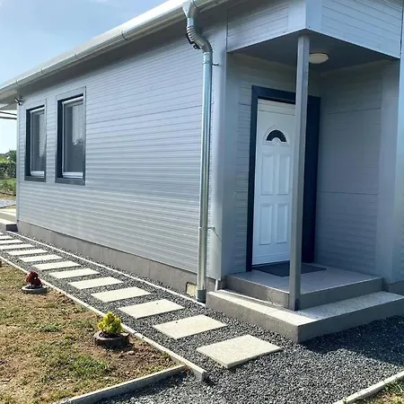 Vizokuti Apartman - Modern Haz Vizkozelben, Ingyenes Parkolassal Lägenhet